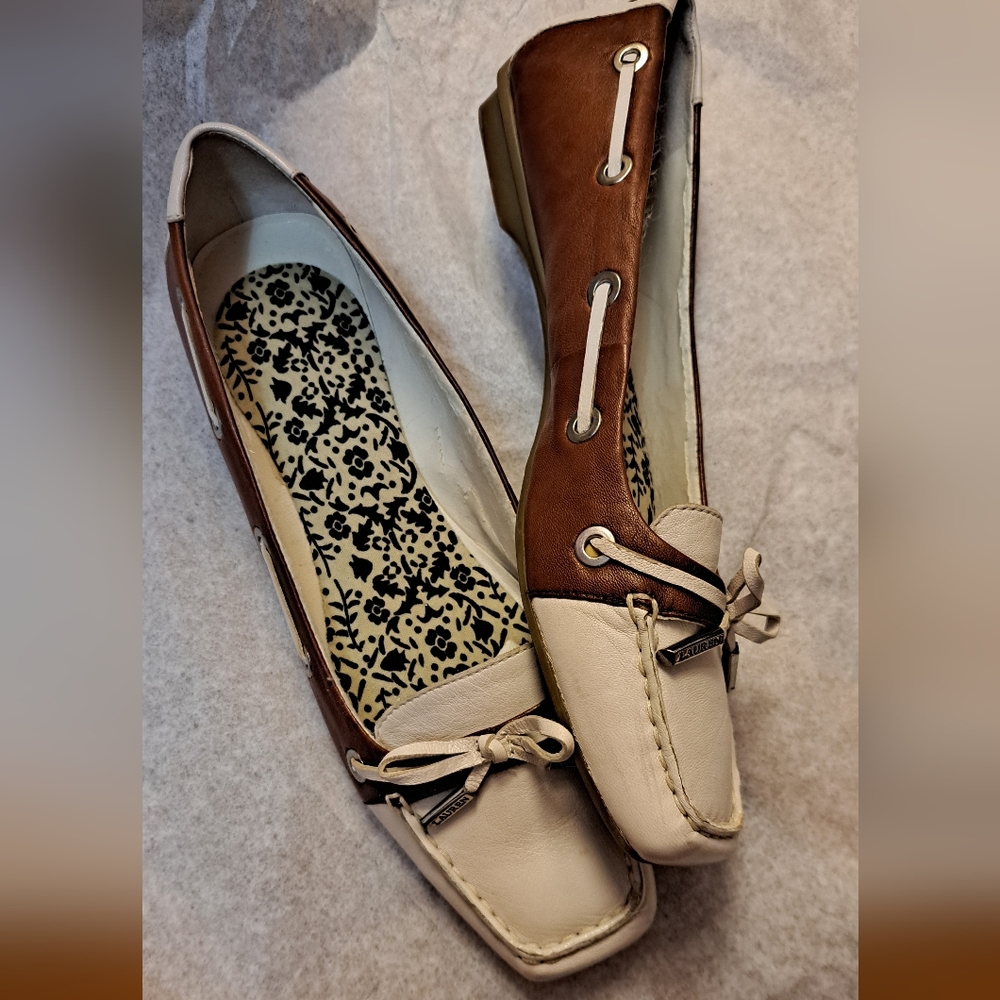 Ralph Lauren Women's Leather Loafers - Cream and Brown Size 9 Medium - Picture 5 of 15